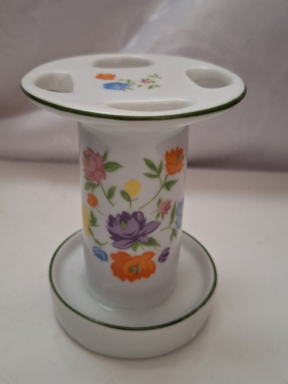 Vintage Toothbrush Holder Flowers White Green Pinstripe Bathroom
